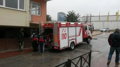 Isınmak İçin Girdikleri Evi Yaktılar