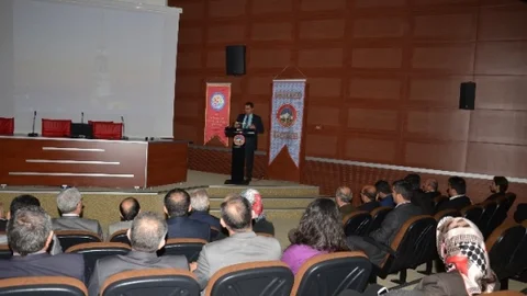 Valilikte “Yönetim Becerilerini Geliştirme Ve Kapasite Artırma” Eğitimi