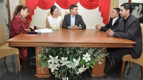 Salihli'de Bin 179 Çift Mutluluğa 'evet' Dedi