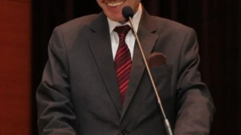 Çınaraltı Sohbetlerinde Bu Hafta Niyazi Kahveci Konuşacak