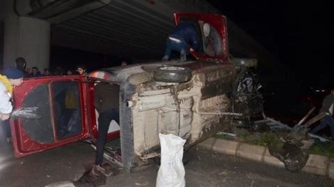 Bafra'da Kamyonet Devrildi 3 Yaralı