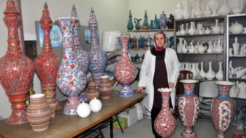 Sorgun'da Yapılan Çiniler Çin'e İhraç Edilecek