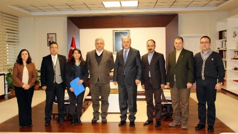 Eko Turizmcilerden Vali Azizoğluna Ziyaret