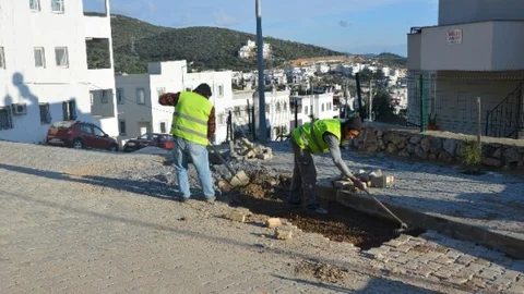 Bodrum Belediyesi İlçe Genelinde Çalışmalarını Sürdürüyor