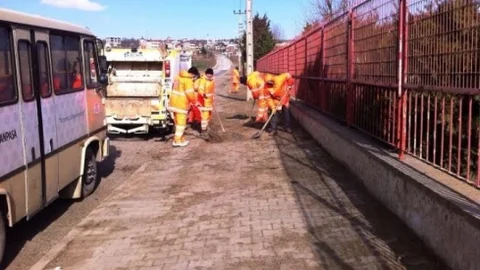 Tekirdağ'da Mil Kazıma Ve Kaldırım Çalışmaları Devam Ediyor