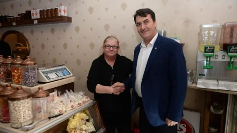 Dündar'dan Esnafa Jest