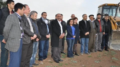 Kasaplar Mezbahane Bahçesine Fidan Dikti