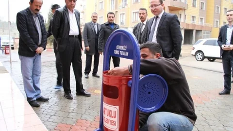 Artuklu'da 145 Okula Çöp Kutuları Yerleştiriliyor