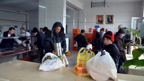 Mültecilerin Yardımına Odunpazarı Belediyesi Koştu