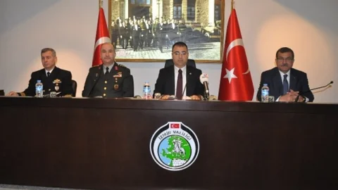 Vali Toprak ''ihbarların Çoğu Asılsız''