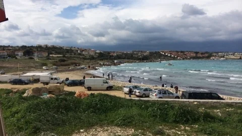 (Özel Haber) Fırtına Balık Çiftliğini Vurdu Vatandaş Bayram Etti