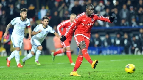 Demba Ba Mı? Fernandao Mu?