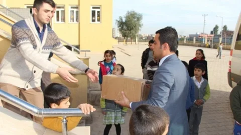 Dicle Üniversitesi'nden Silopi'ye Yardım
