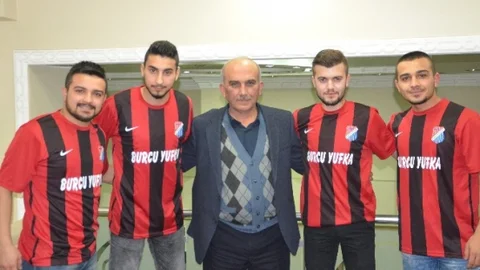 Tosya Gençlik Spor Transferde Taşköprüspor'un Kaptanını Transfer Etti