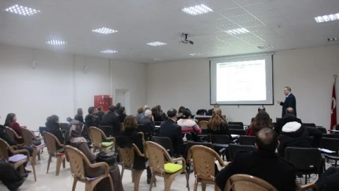 Manisa'da Gübreleme Eğitim Toplantısı Yapıldı