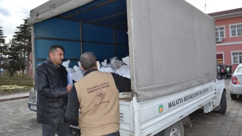 Malatya Büyükşehir Belediyesi'nden Suriyeli Mültecilere Yardım