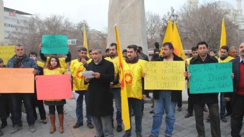 Eğitim-Sen'den İş Bırakma Eylemi
