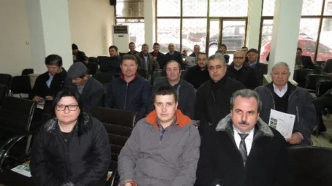 Malkara'da Çiftçilere Yabani Ot İlaçları Semineri Verildi