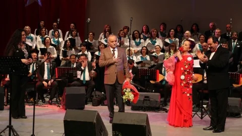 Bayraklı Belediyesi'nden Özel Güne Özel Konser