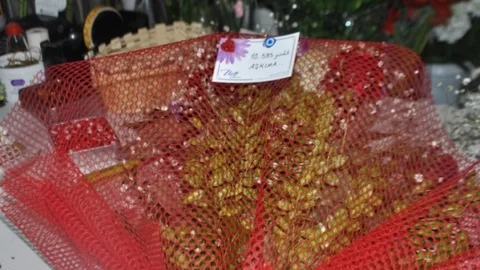 14 Şubatta Değişmeyen Adres Yine Çiçekçiler Oldu