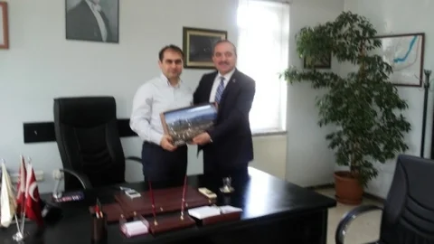 Başkan Uzun DSİ Müdürü Biçer'i Ziyaret Etti