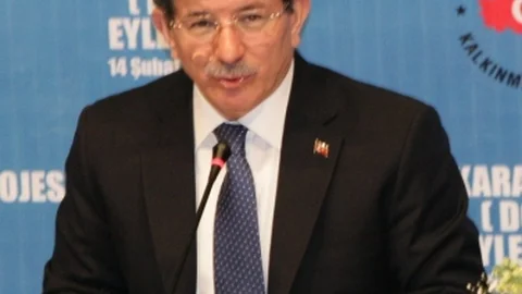 Başbakan Davutoğlu “Beklentimiz Silahlı Mücadeleden Tümüyle Uzaklaşılması”