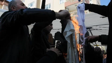 Sosyete Pazarında Zabıta İle Esnaf Arasında Arbede