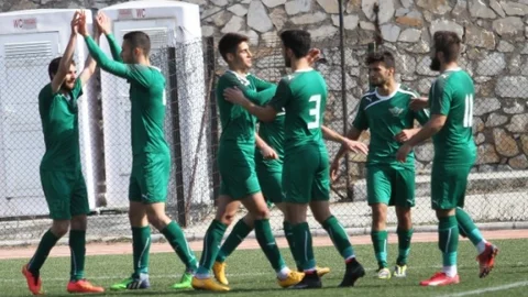 Akhisarlı Gençler Erciyes'i Rahat Geçti