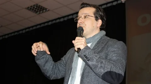 Bahçeşehir Kolejinde ''Oyunla Eğitim'' Konulu Seminer