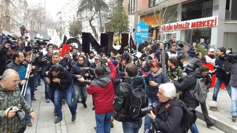 TMMOB Yürüyüşünde Arbede