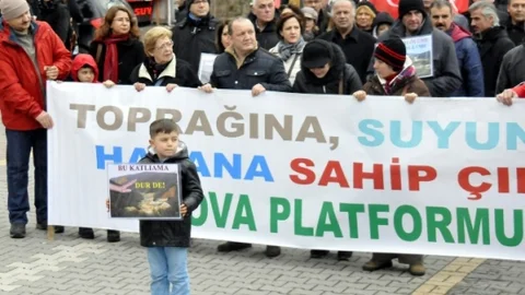 Yalova'da Taş Ocağına Tepki Eylemi 2 Bin Kişiyi Sokağa Döktü