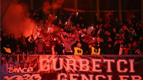 Napoli - Trabzonspor futbol maçı