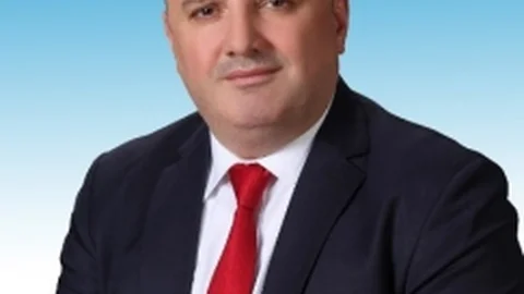 Cihan Saraç Salı Günü Aday Adaylık Başvurusu Yapacak