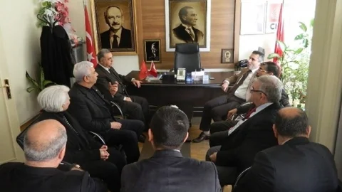 Kaymakam'dan CHP'ye Ziyaret