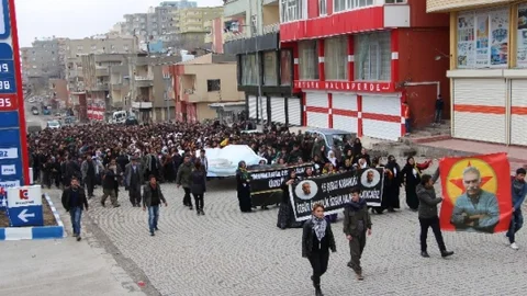 Şırnak'ta 15 Şubat Yürüyüşü