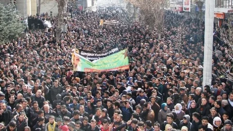 Van'da 15 Şubat Yürüyüşü