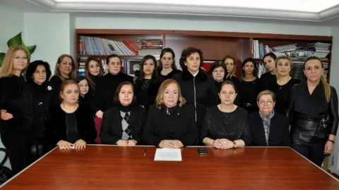 Eskişehirli Kadınlardan ''özgecan Aslan'' Tepkisi