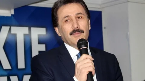 Adalet Bakanı Öze Kalem Müdürü Mustafa Tarlacı AK Parti Afyonkarahisar'dan Milletvekili Aday Adaylığını Açıkladı