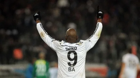 Demba Ba Atıyor Kartal Uçuyor