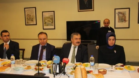 Bakan Eroğlu Bayburt Ve Erzurum'da Temaslarda Bulundu