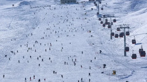 Erciyes Son 8 Yılın En Karlı Günlerini Yaşıyor