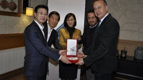 Güney Kore'den Tahir Tekin Öztan'a Gastronomi Ödülü