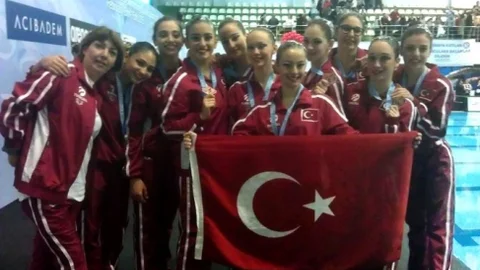 Milli Yüzücüler Avrupa Gençlik Oyunları İçin Vize Aldı