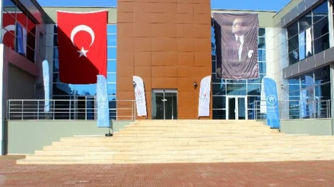 Özgecan Aslan'ın İsmi Gençlik Merkeziyle Yaşatılacak