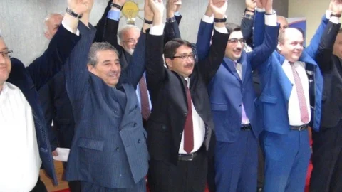 Teşkilat Ve Halktan Tekin'e Tam Destek