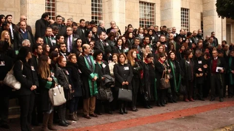 Özgecan İçin Avukatlardan Cübbeli Eylem