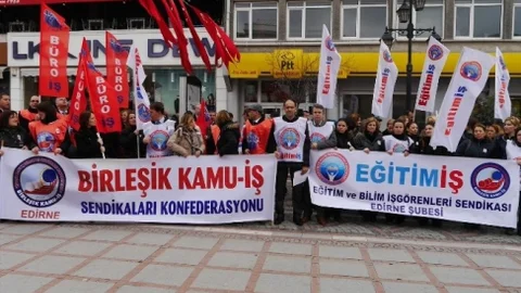 Eğitim-Iş Edirne'de Özgecan İçin Toplandı