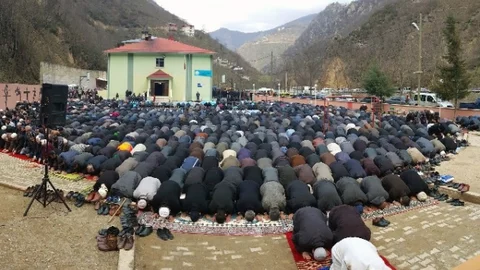 Kürtün Baraj Gölü'nde Kaybolan Genç İşçi Toprağa Verildi