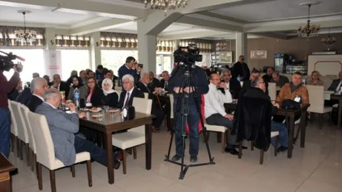 Karaman'da Medya Ve Demokrasi Paneli