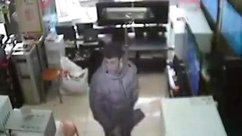 Cep Telefonu Hırsızı Kamerada